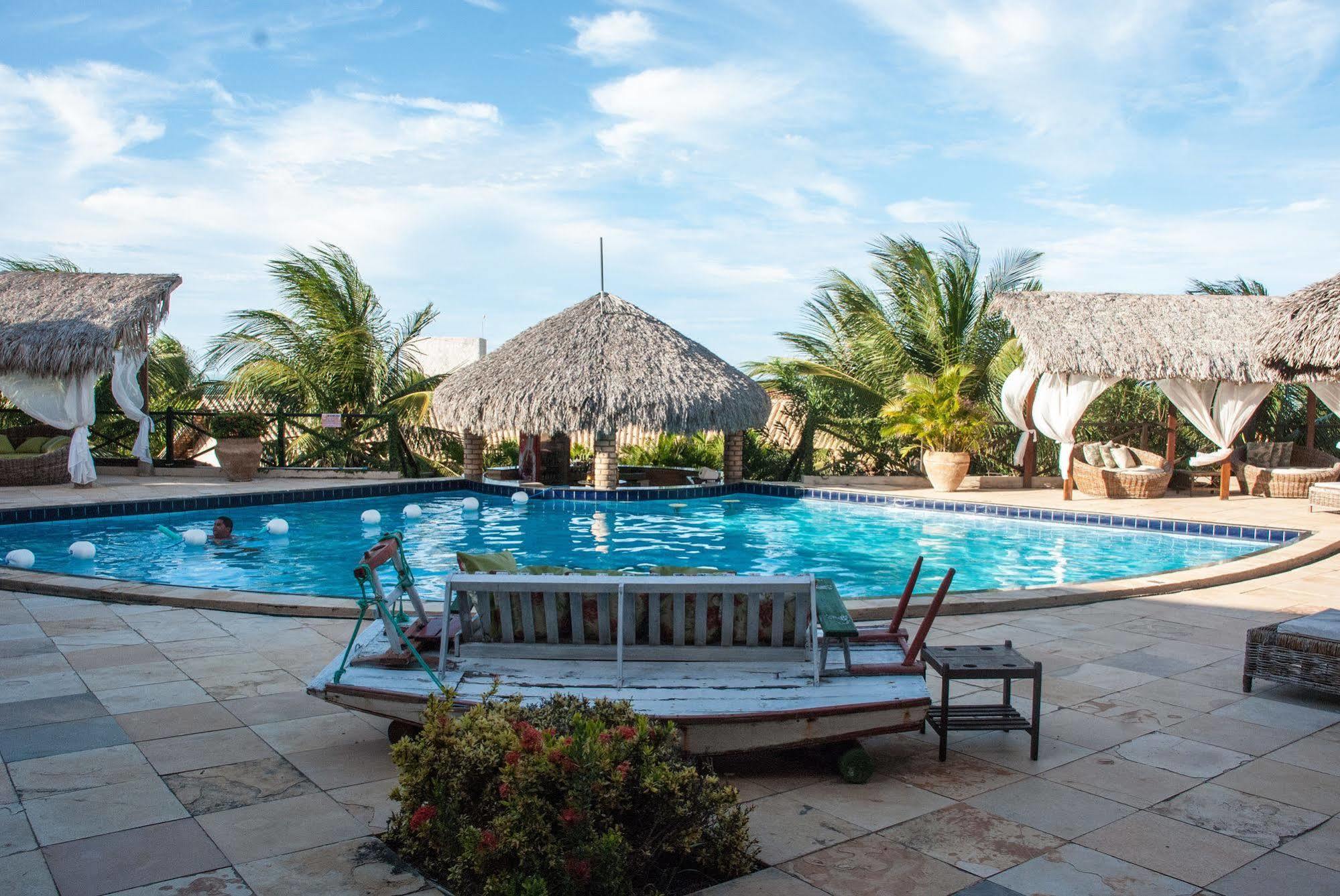 Pousada Aruana Canoa Quebrada Exterior foto
